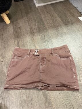 H&M Brown Mini Skirt with White Contrast Stitching